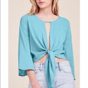 Jack by BB Dakota Malia Gauze Tie Front Top Blue Small